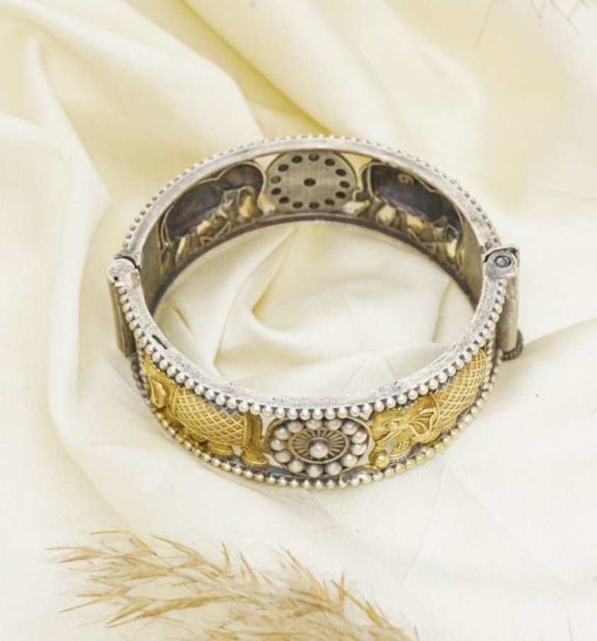 Dual-Tone Elephant Motif Kada/Bracelet