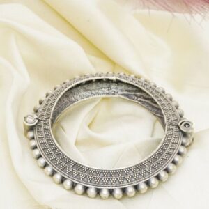 Oxidized Silver Dotted Border Kada