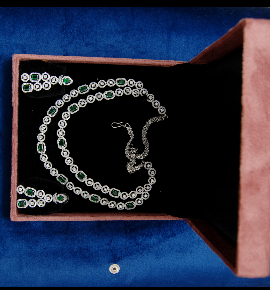 Emerald Green & AD Necklace Set - Image 4