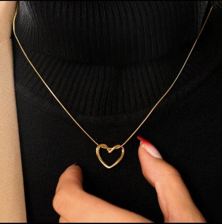 Gold Anti-Tarnish Minimalist Heart Necklace - Image 3