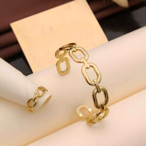 Sculptural Gold Chain Link Cuff Bracelet & Ring Combo