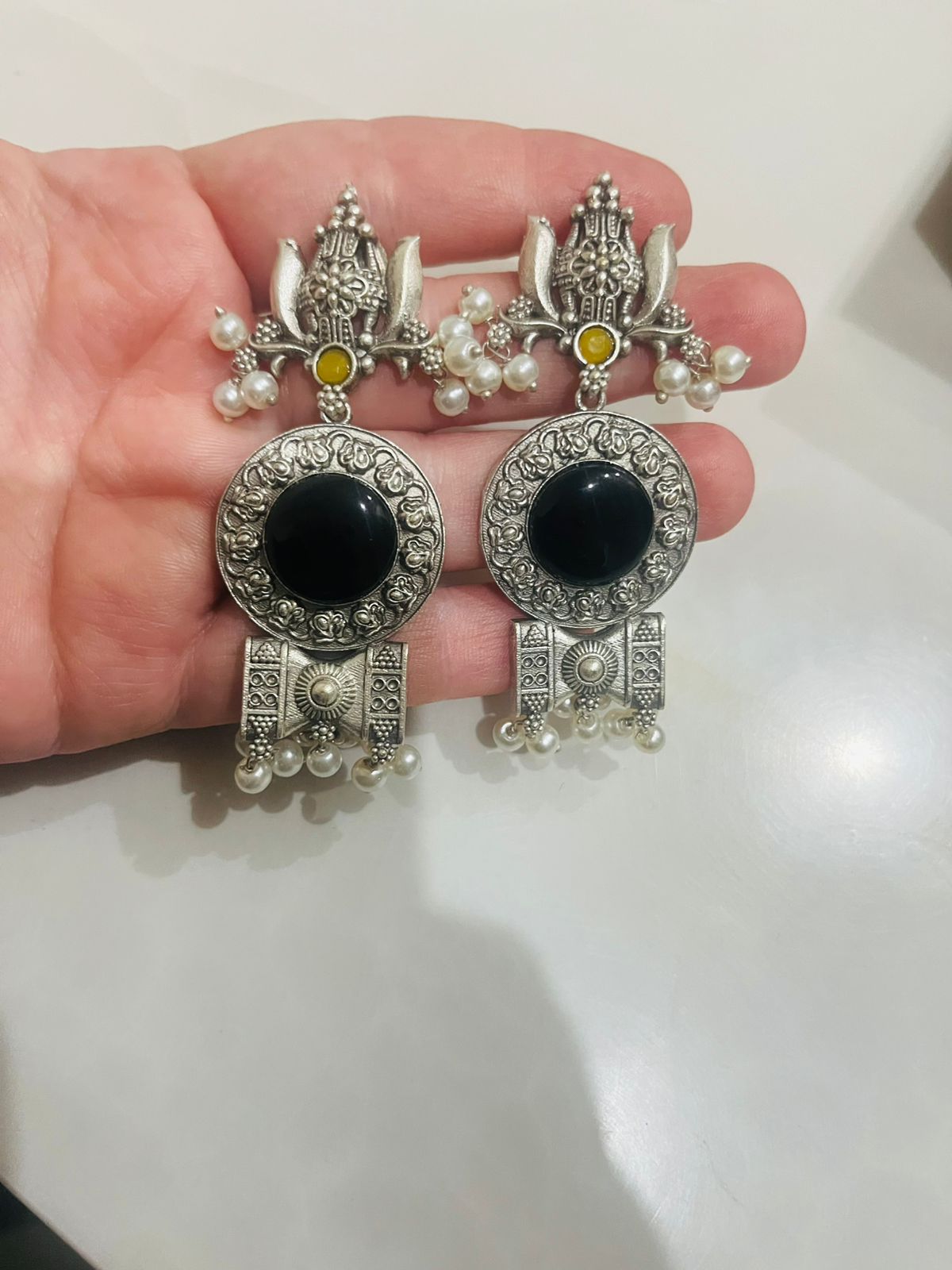 Tribal Lotus Black Stone Drops - Image 3