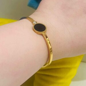 Sleek Noir Crystal Bangle