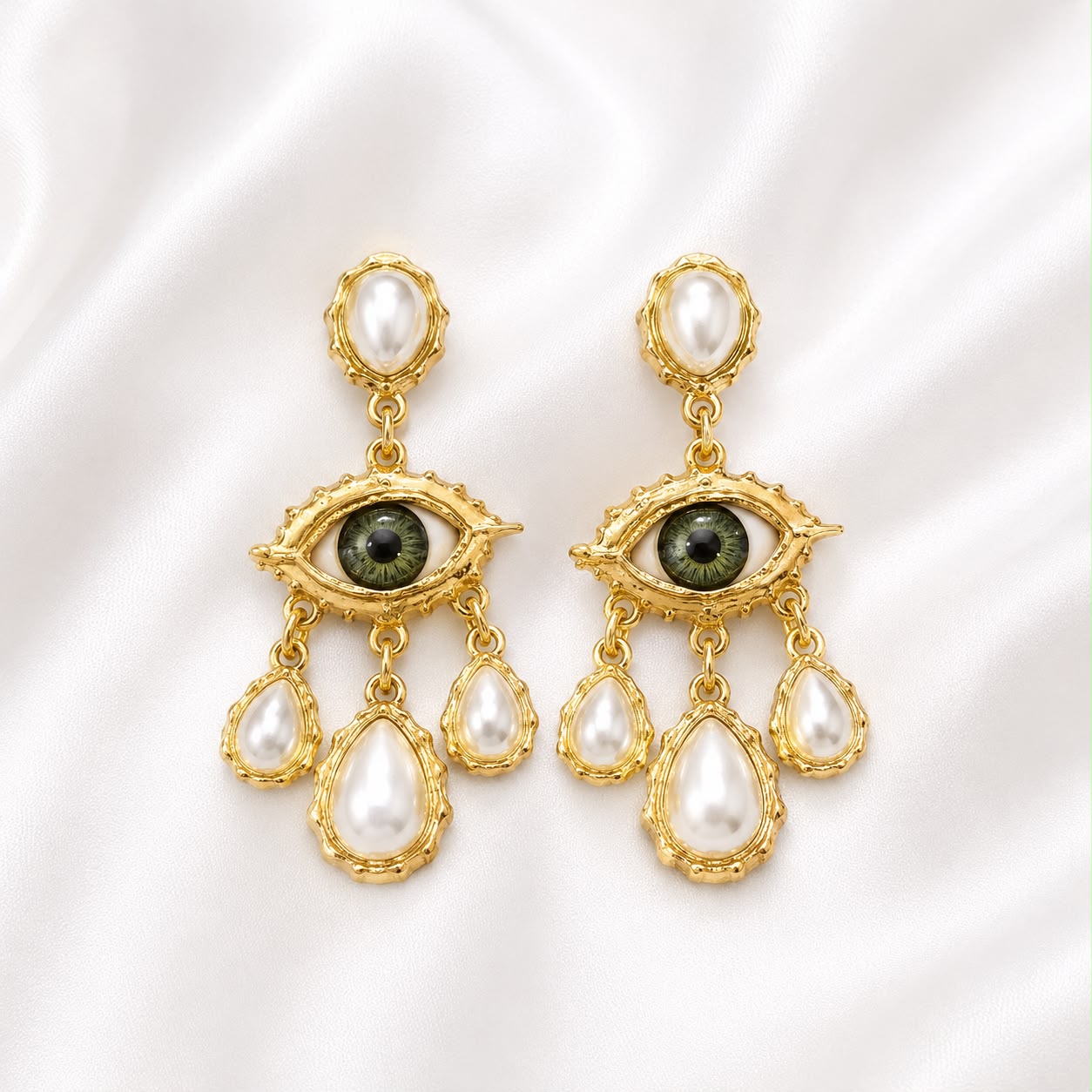 Fashion fusion evileye earring