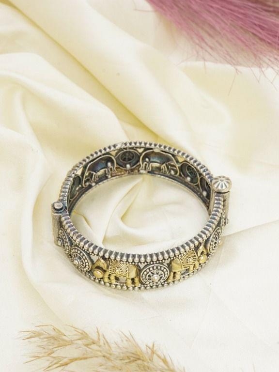 Dual-Tone Elephant Motif Kada