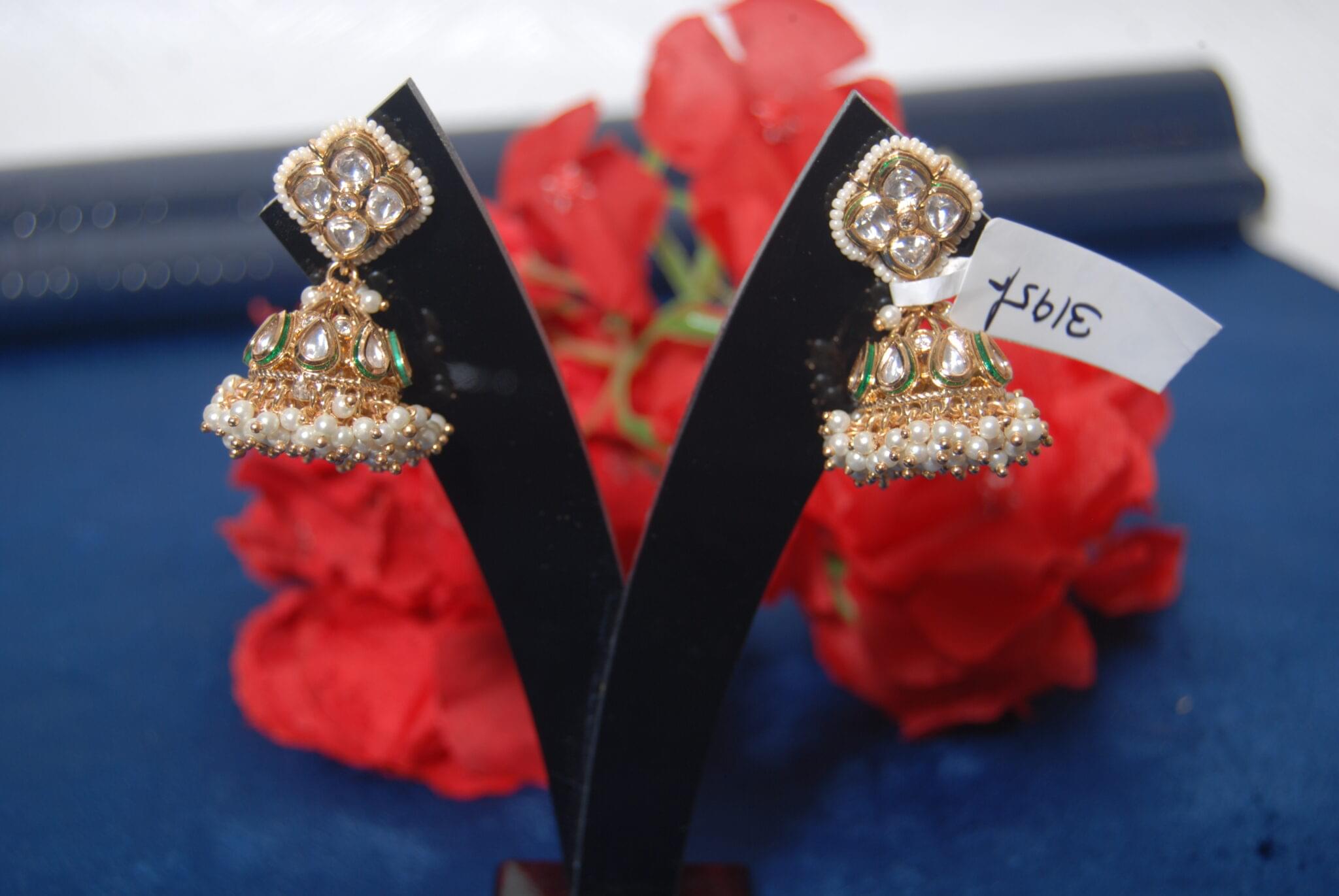 Original Polki Gold and Pearl Earrings - Image 2