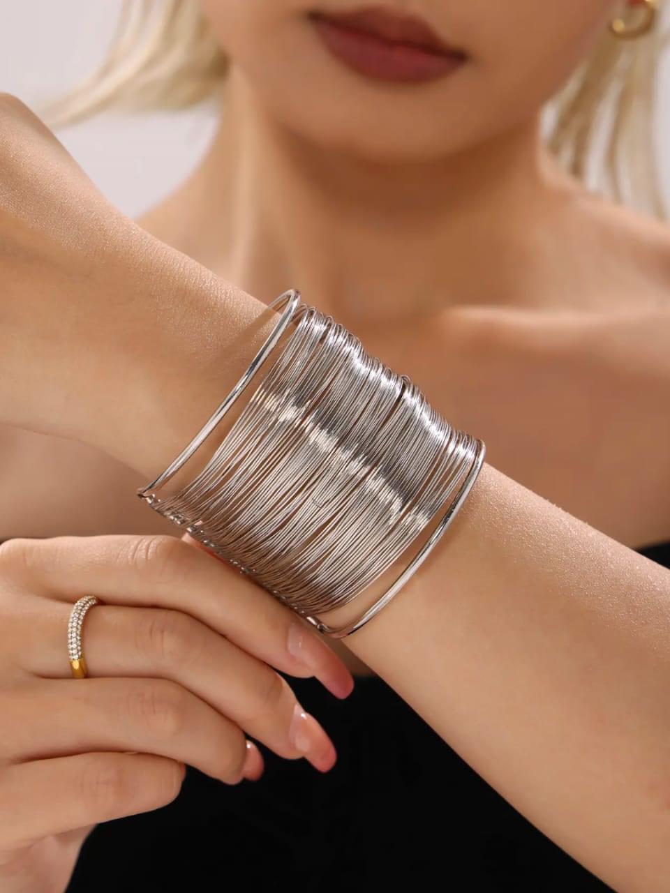 Antitarnish Silver Wire Cuff Bracelet - Image 4