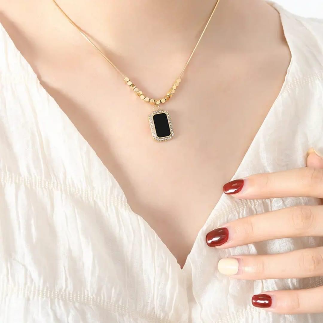 The Blackout Hex Charm Chain - Image 3