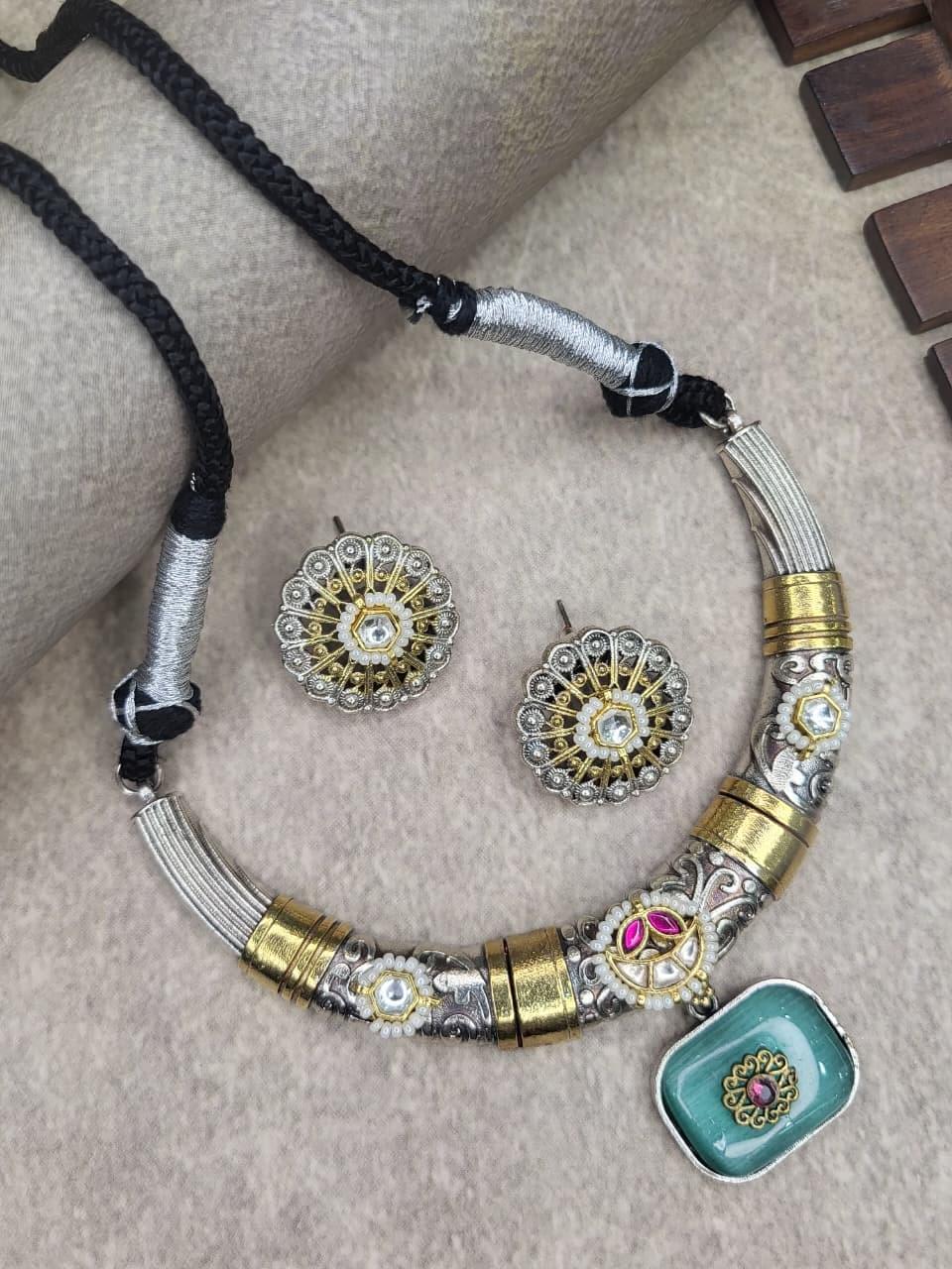 Dual-Tone Oxidized Hasli Necklace with Pachi Kundan Earrings