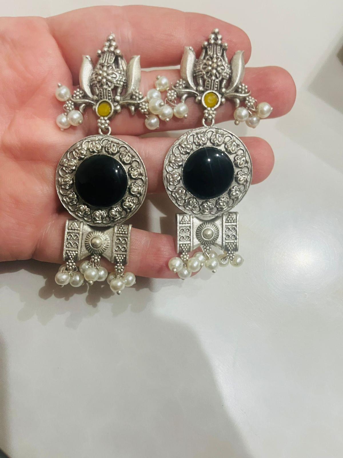 Tribal Lotus Black Stone Drops - Image 2